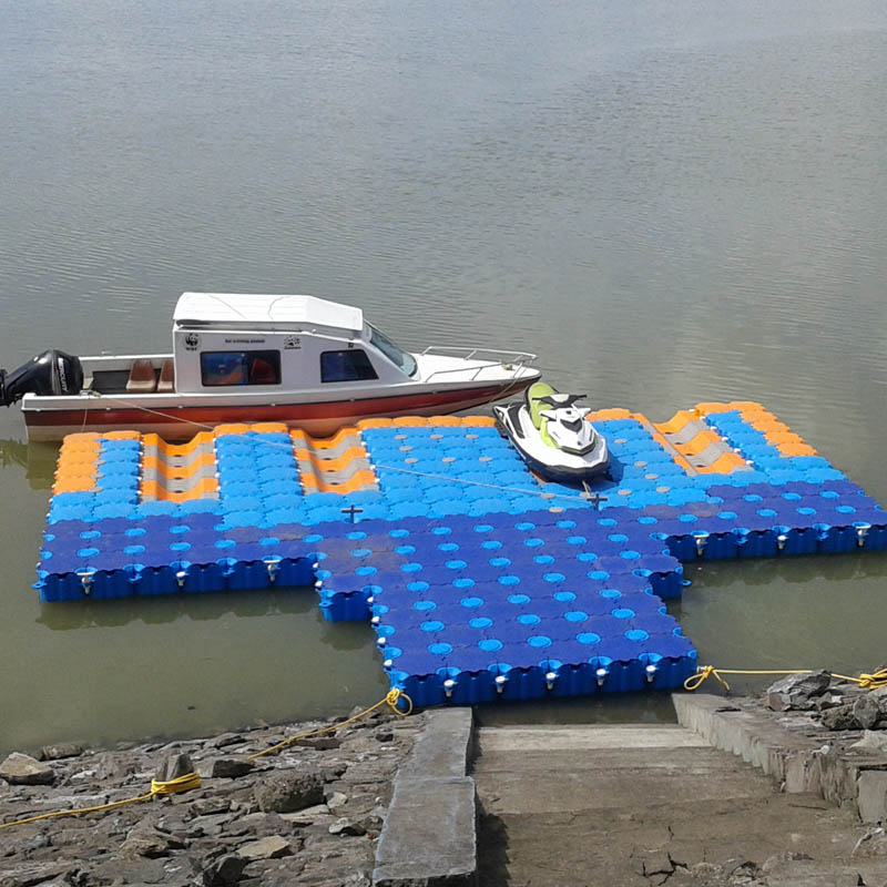 Jet-ski-Boat Drive On Parking